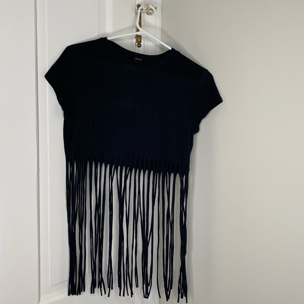 Black crop top! (Never worn)